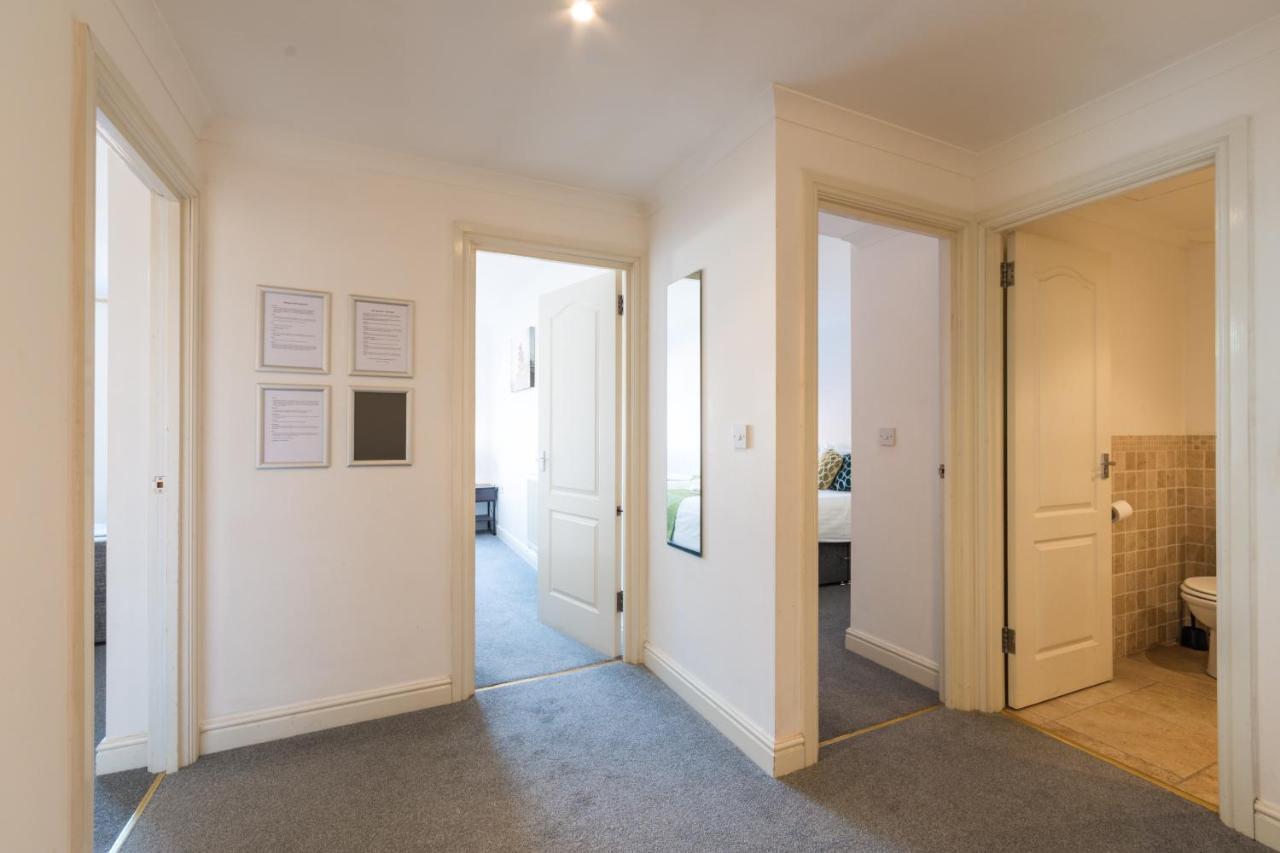 Old Town Central Apartments スウィンドン エクステリア 写真