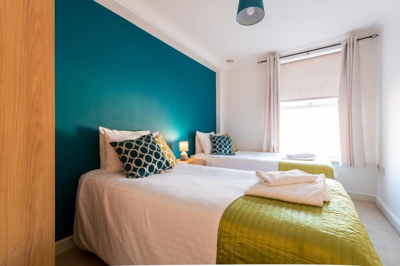 Old Town Central Apartments スウィンドン エクステリア 写真
